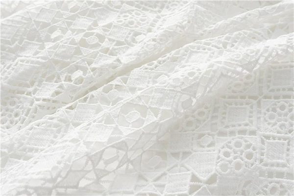 Womens White Lace Maxi Dress Long Sleeve Boho V Neck Flare Sleeve Vintage A Line Dress for Wedding Party Beach