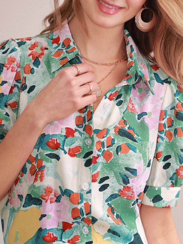 Women's Floral Print Short Puff Sleeve Blouse Elegant Collar Button Down Shirts Tops